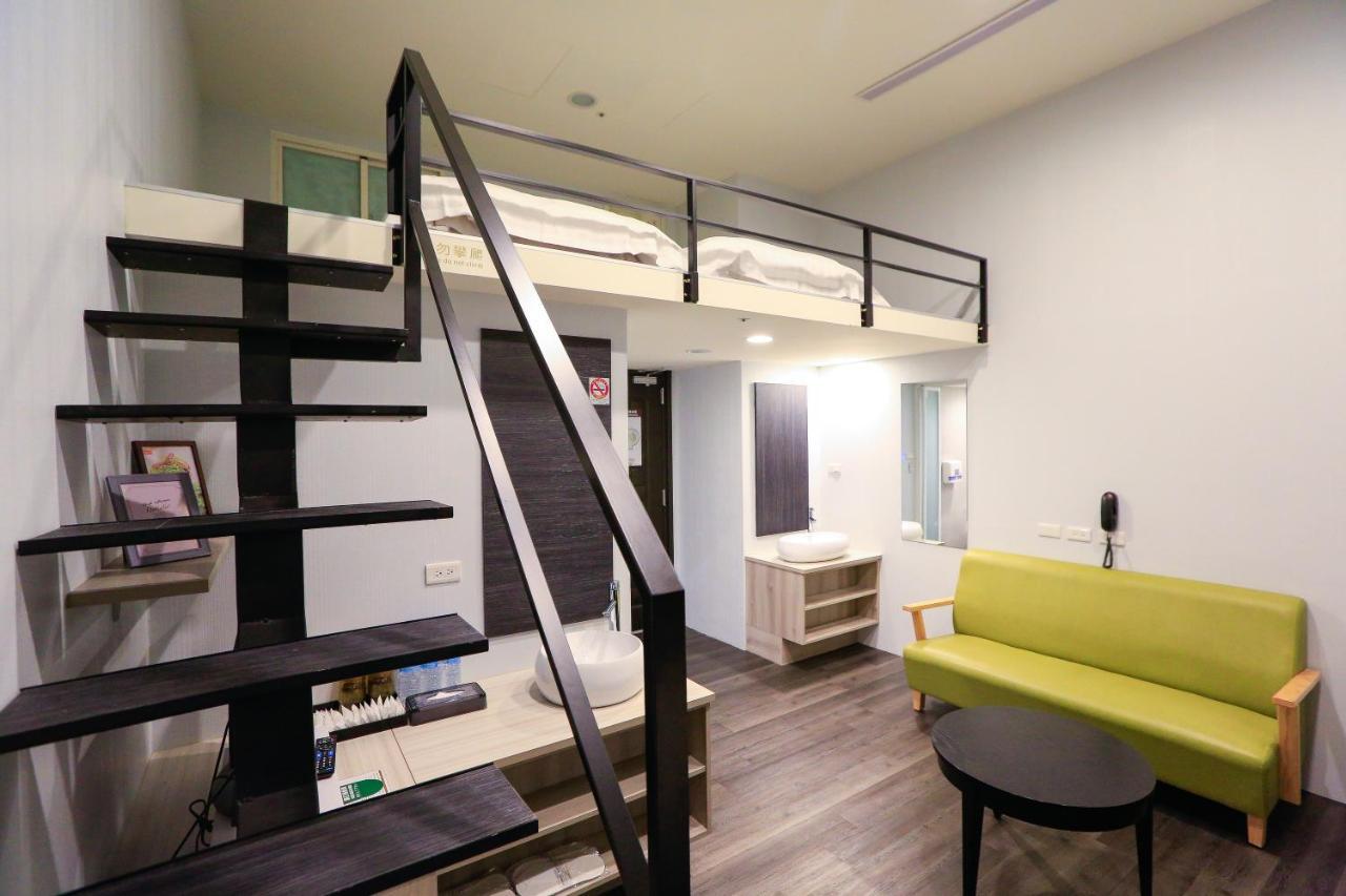 Place‧X Hotel Taipei Bagian luar foto
