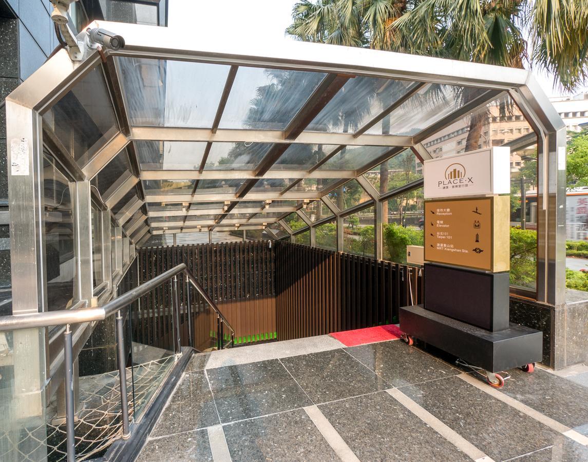 Place‧X Hotel Taipei Bagian luar foto