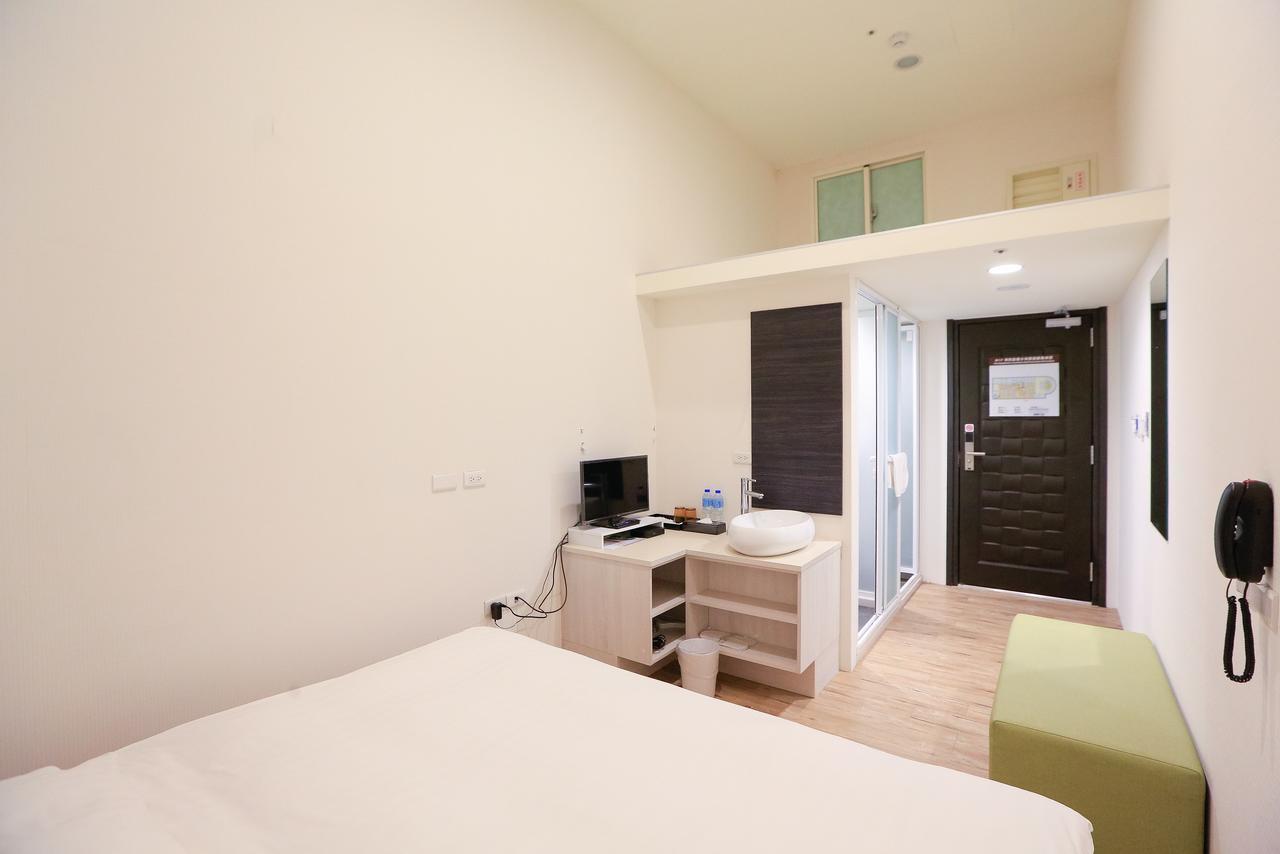 Place‧X Hotel Taipei Bagian luar foto